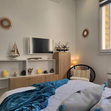Daire Cosy Avec Parking, A 100m Du Centre, Proche - Fr-1-788-47 Merville-Franceville-Plage
