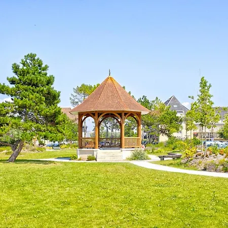 Cosy Avec Parking, à 100m Du Centre, Proche - Fr-1-788-47 Merville-Franceville-Plage